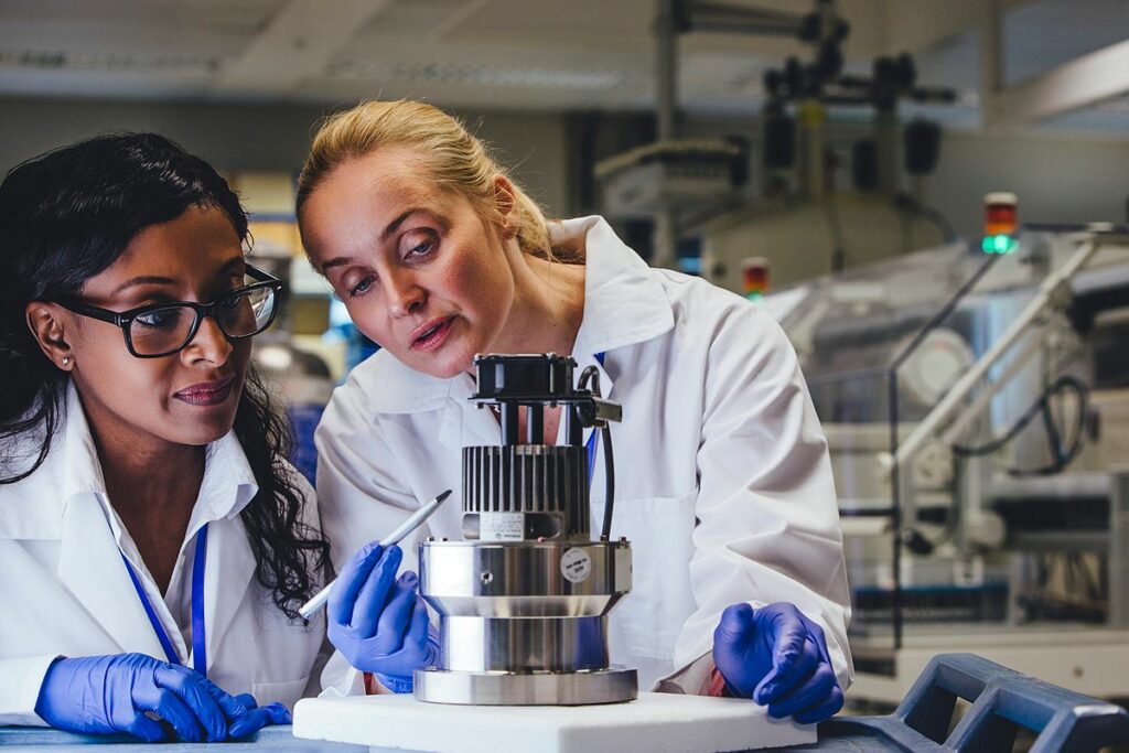 Laboratory Blog Grid View-1
